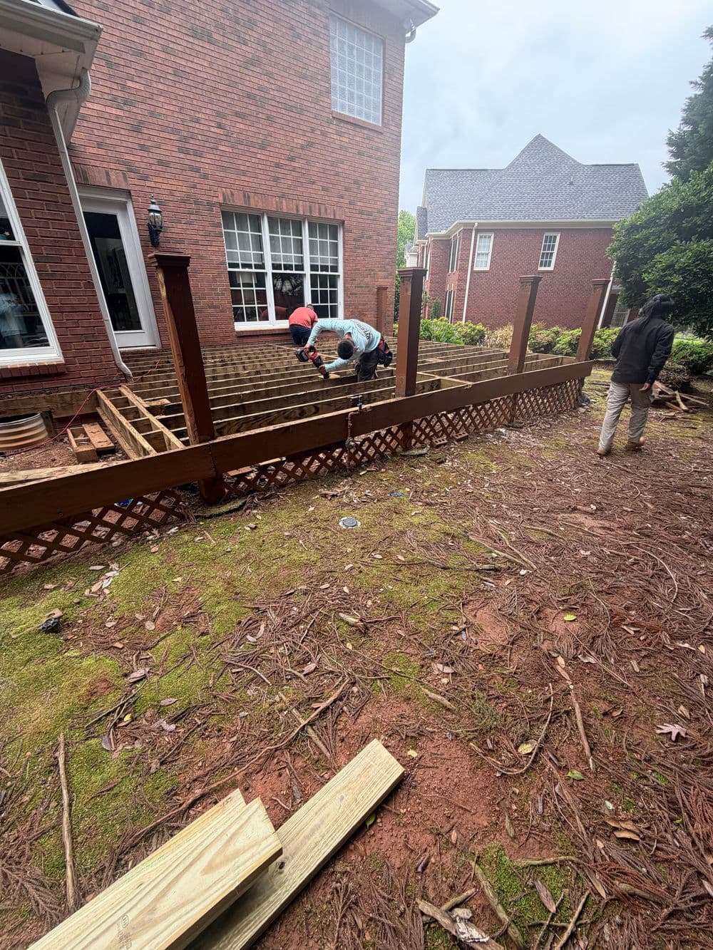 Project Worn-Out Wood Deck Gets a Full Trex Redeck in Greer image