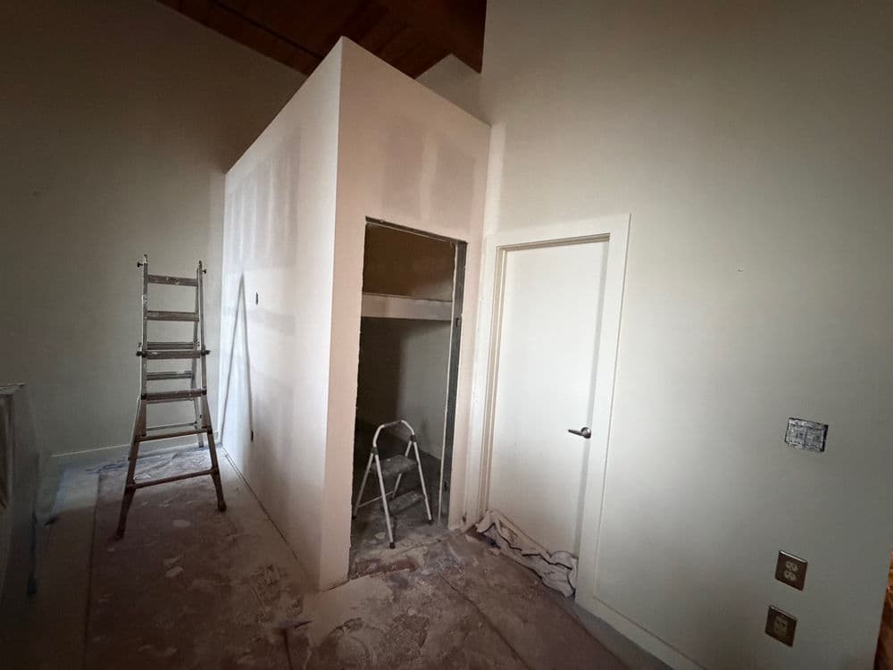 Gallery photos for Downtown Greenville Mill Condo Transformation: Image #3