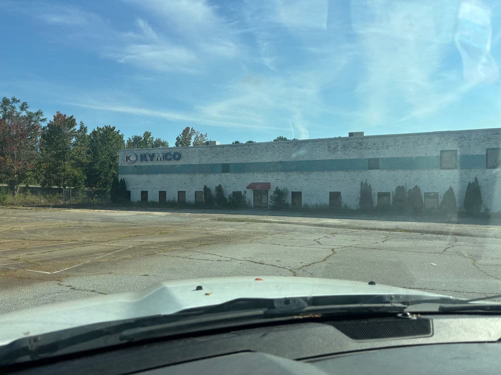 Gallery photos for Exterior Painting Transformation at Kymco USA Headquarters in Spartanburg: Image #2